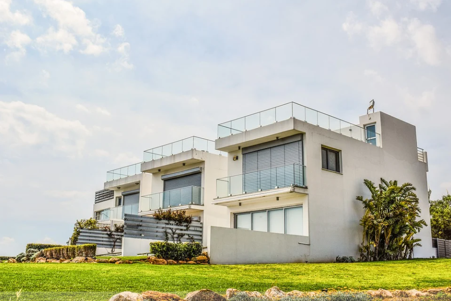 Real Estate 6